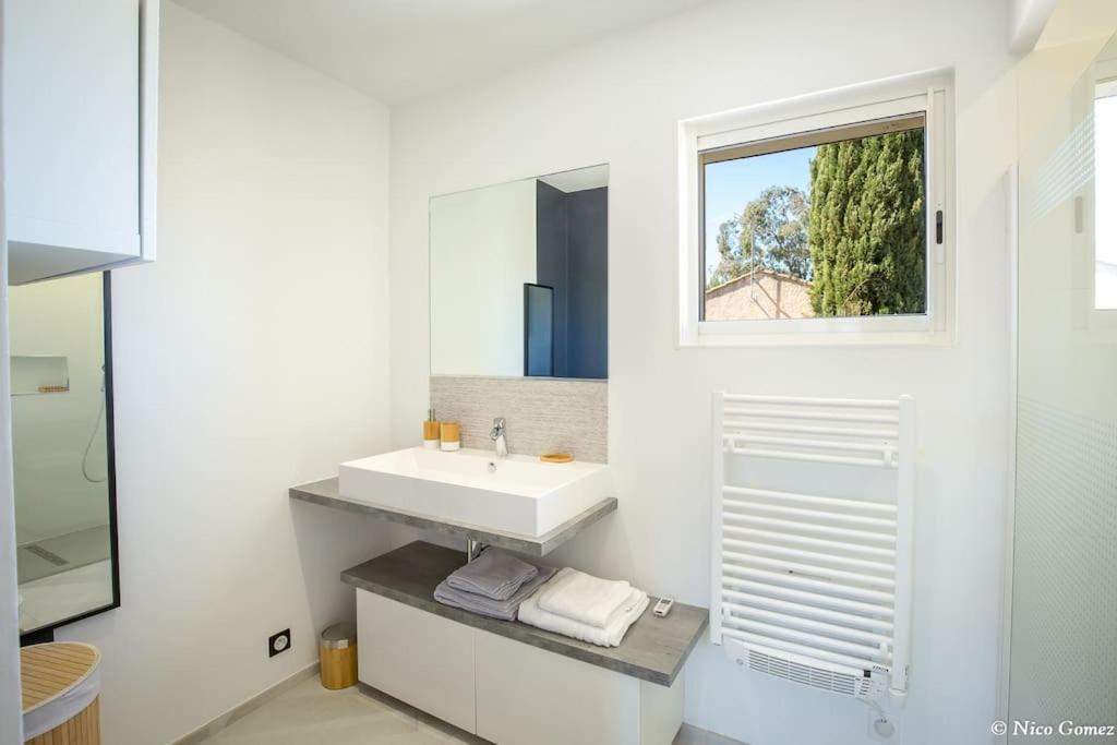 Roquebrune-Sur-Argens, Villa 2 Pieces, 4 Personnes Екстериор снимка